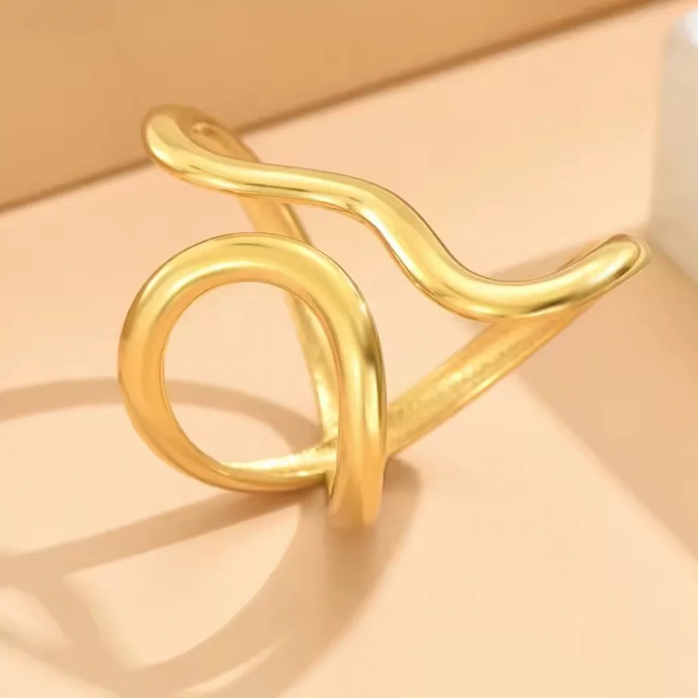 Abstract Gold Open Ring – Elegant Minimal Jewelry